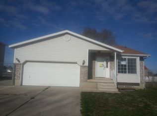 1913 N 950 W, Clinton, UT 84015