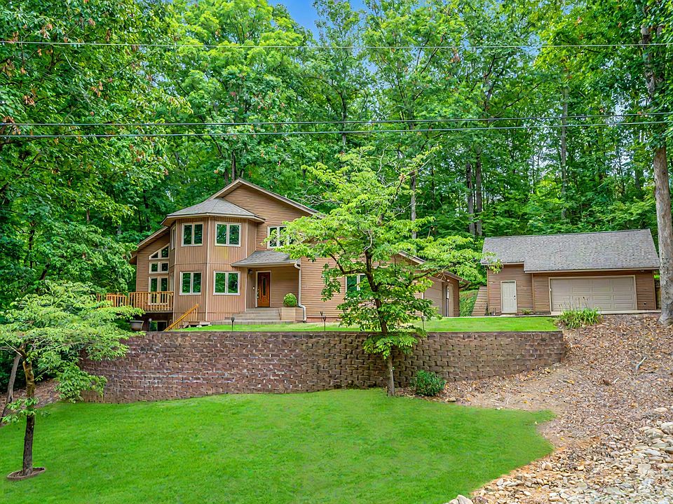 171 Lake Hills Pl, Trenton, GA 30752 | Zillow