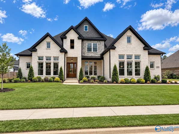 256 Spyglass Ln, Athens, AL 35613