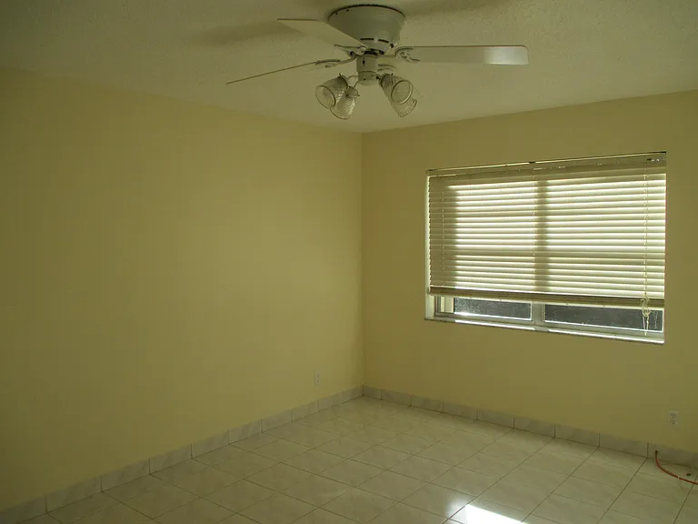 200 Lake Carol Dr — Photo 11