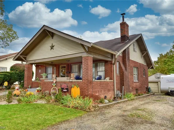 29 Fairview Ave, Canfield, OH 44406