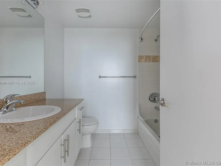 1871 NW South River Dr #902 — Photo 11