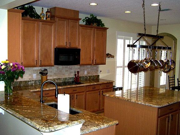 4th image of 809 Santee Terre Ln