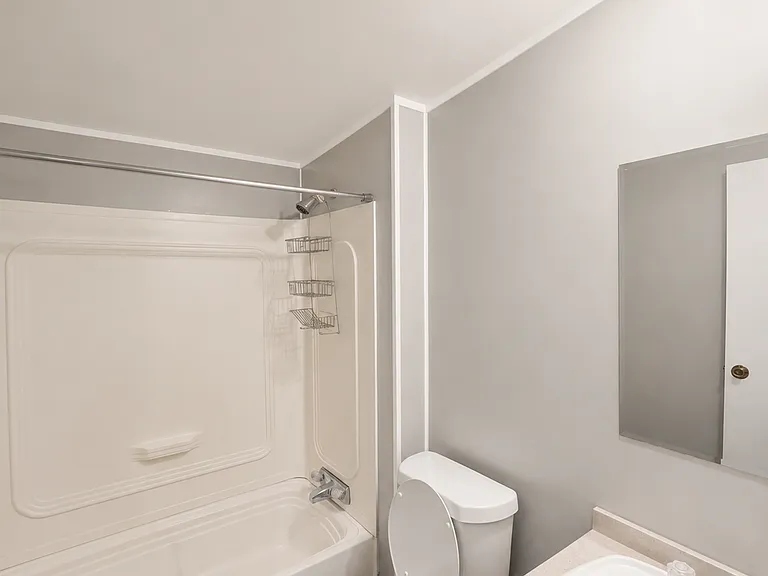 101 N Manor St — Photo 1