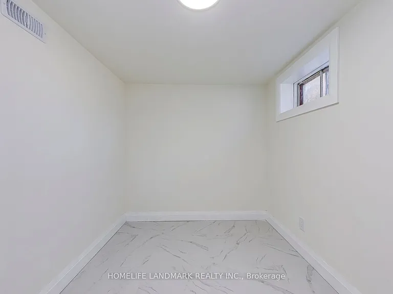 451 Sandmere Pl — Photo 28