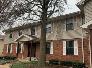 1808 Suns Up Ct, Florissant, MO 63031