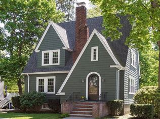 15 Hodgdon Ter, West Roxbury, MA 02132