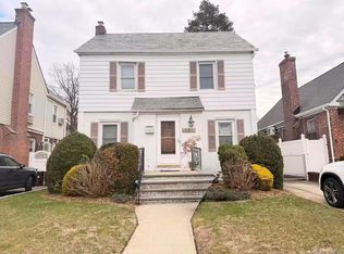 50-35 213th Street, Oakland Gardens, NY