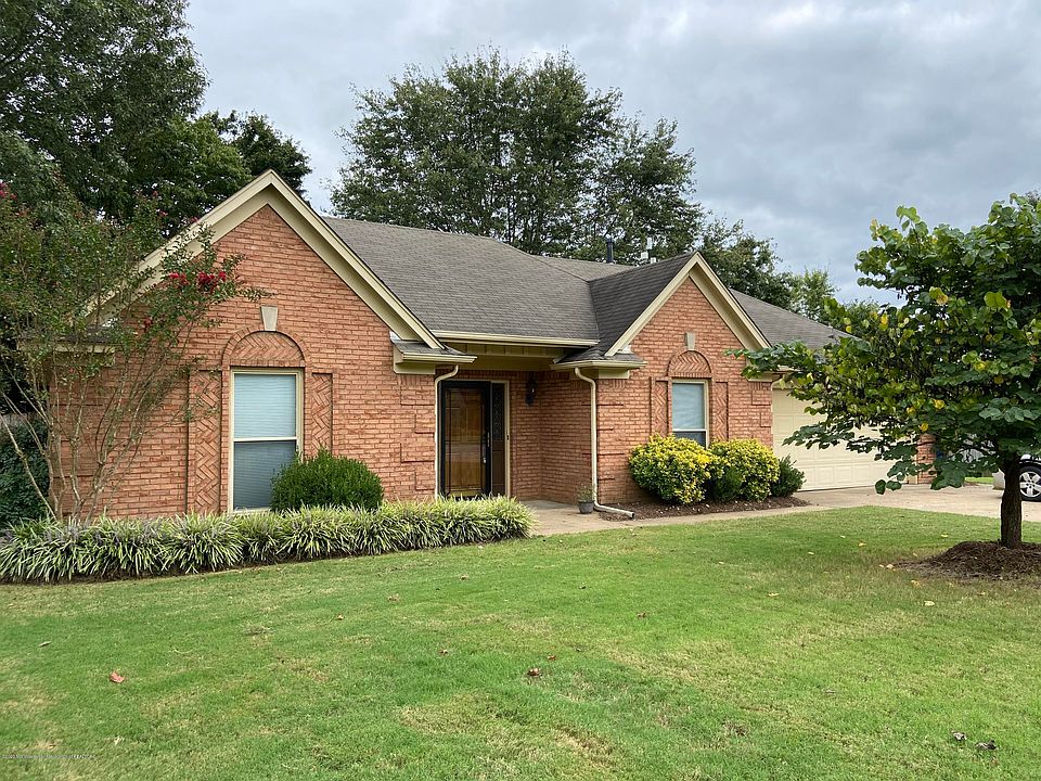 1st image of 6796 Oak Forest Dr