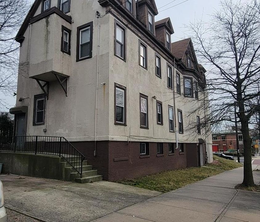 1st image of 9 Madison Ave