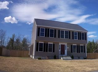 7 Ty Ln, Concord, NH 03303