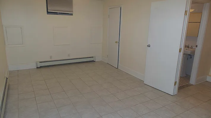 Rented by Metro Garden Realty NYC | media 29