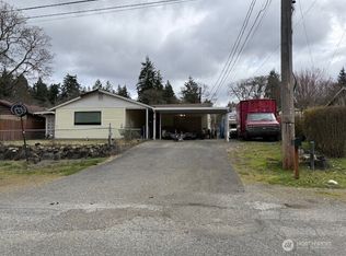 8407 Woodbourne Dr SW, Lakewood, WA 98499