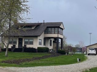 2707 Old Highway 34, New London, IA 52645