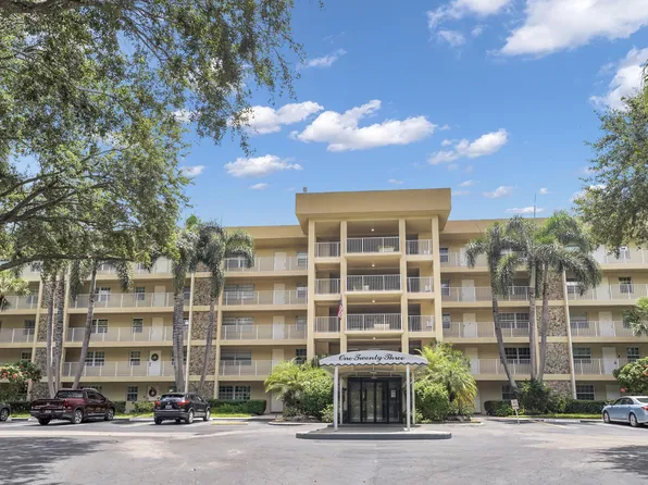 804 CYPRESS GROVE Lane #210, Pompano Beach, FL 33069