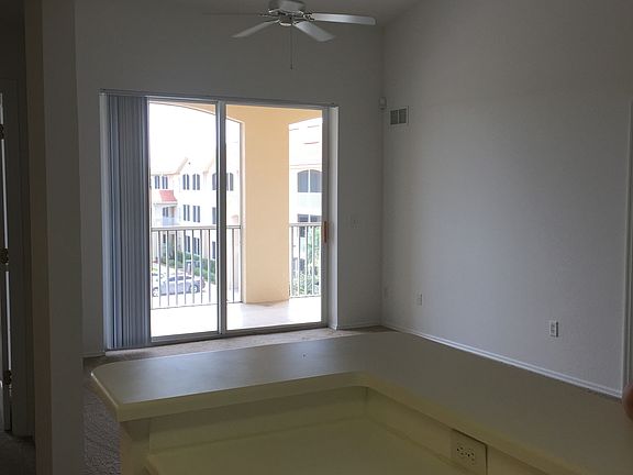 3rd image of 9065 Colby Dr APT 2521