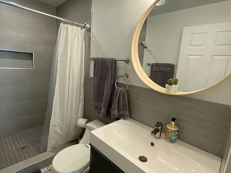 1535 W Poplar St — Photo 25
