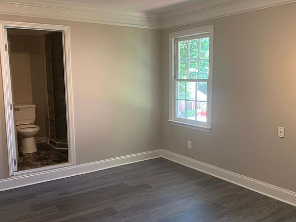 5th image of 2757 Northwood Ct SW