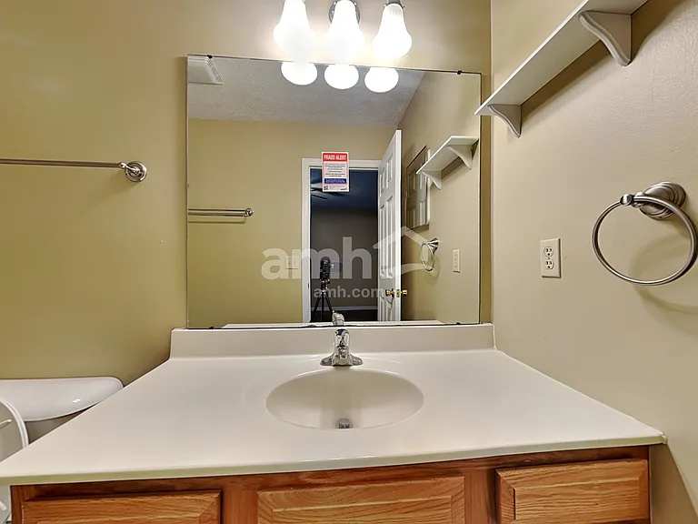 1415 E Kearney Ln — Photo 11