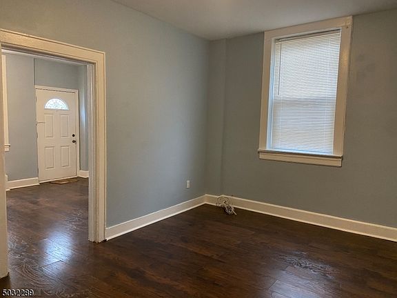 4th image of 150 Stuyvesant Ave #1L