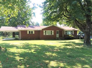 402 E Farm Road 84, Springfield, MO 65803