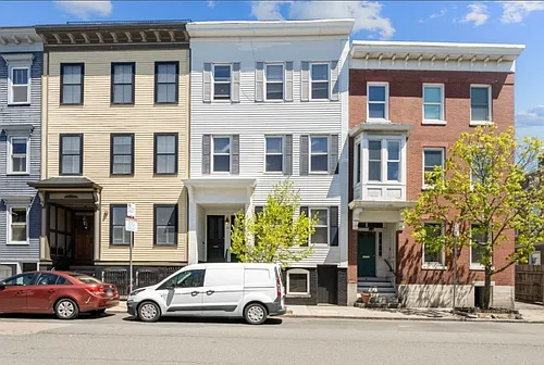 83 High St #3 Photo 1