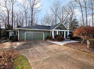 11 Fairway Rdg, Lake Wylie, SC 29710