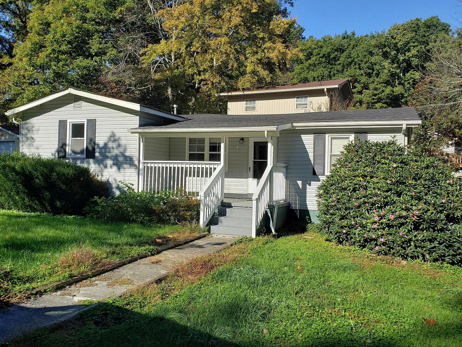3007 Wilson Ave — Photo 1