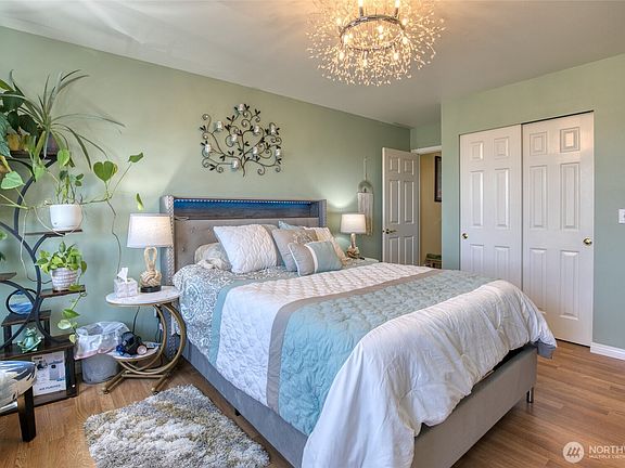 3rd image of 992 Point Brown Avenue SE #2