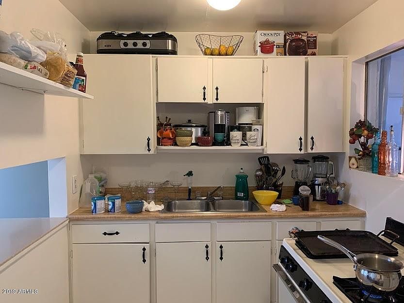 1st image of 7324 N 33rd Ave