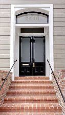 :: 2446 Washington Street
