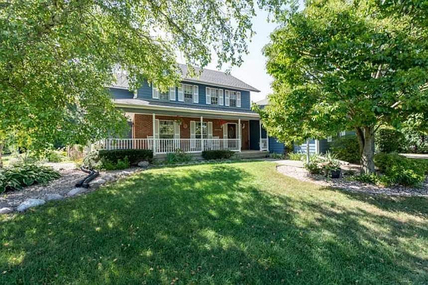 1st image of 38820 N Northwoods Dr
