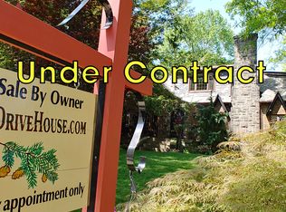 431 Avon Dr, Pittsburgh, PA 15228