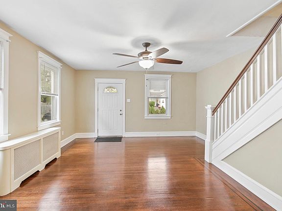 4th image of 514 Alexander Ave
