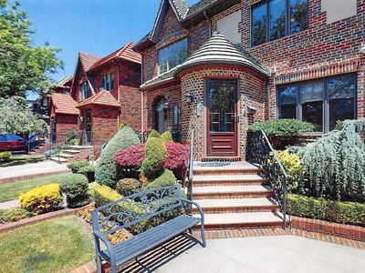 2157 E 34th St, Brooklyn, NY, 11234