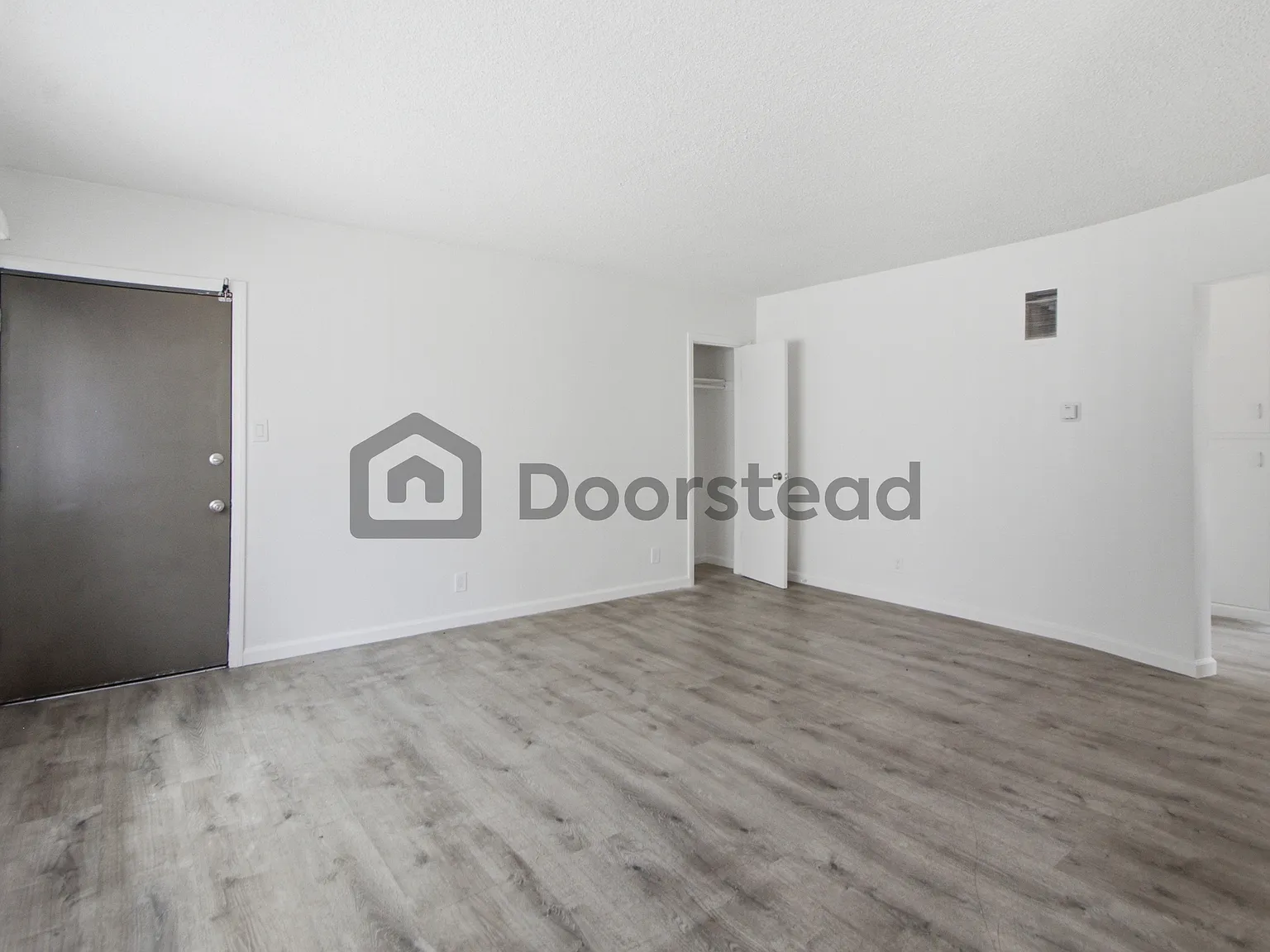 2 bed, 1.0 bath, 950 sqft, $1,900 — Photo 4