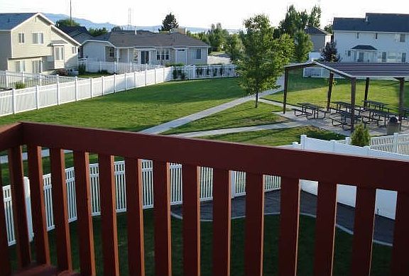 View of park behind yard