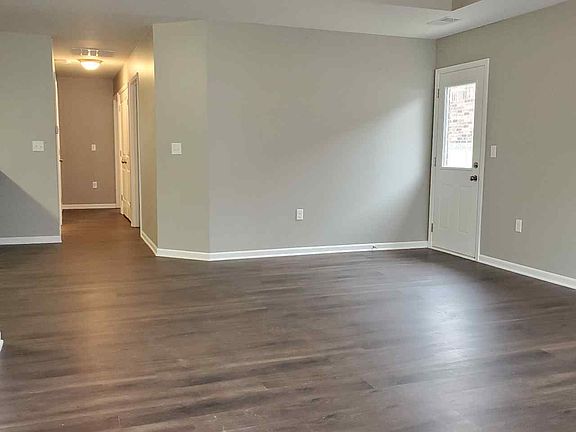 3rd image of 897 W Gay St #B