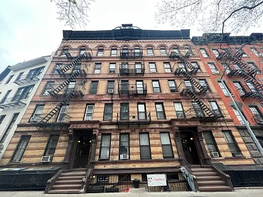 Rented by Village Living Realty | media 12