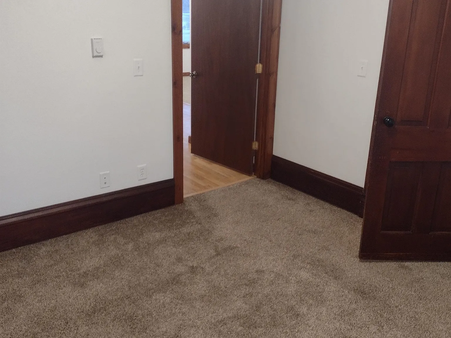 521 1st Street - B — Photo 4