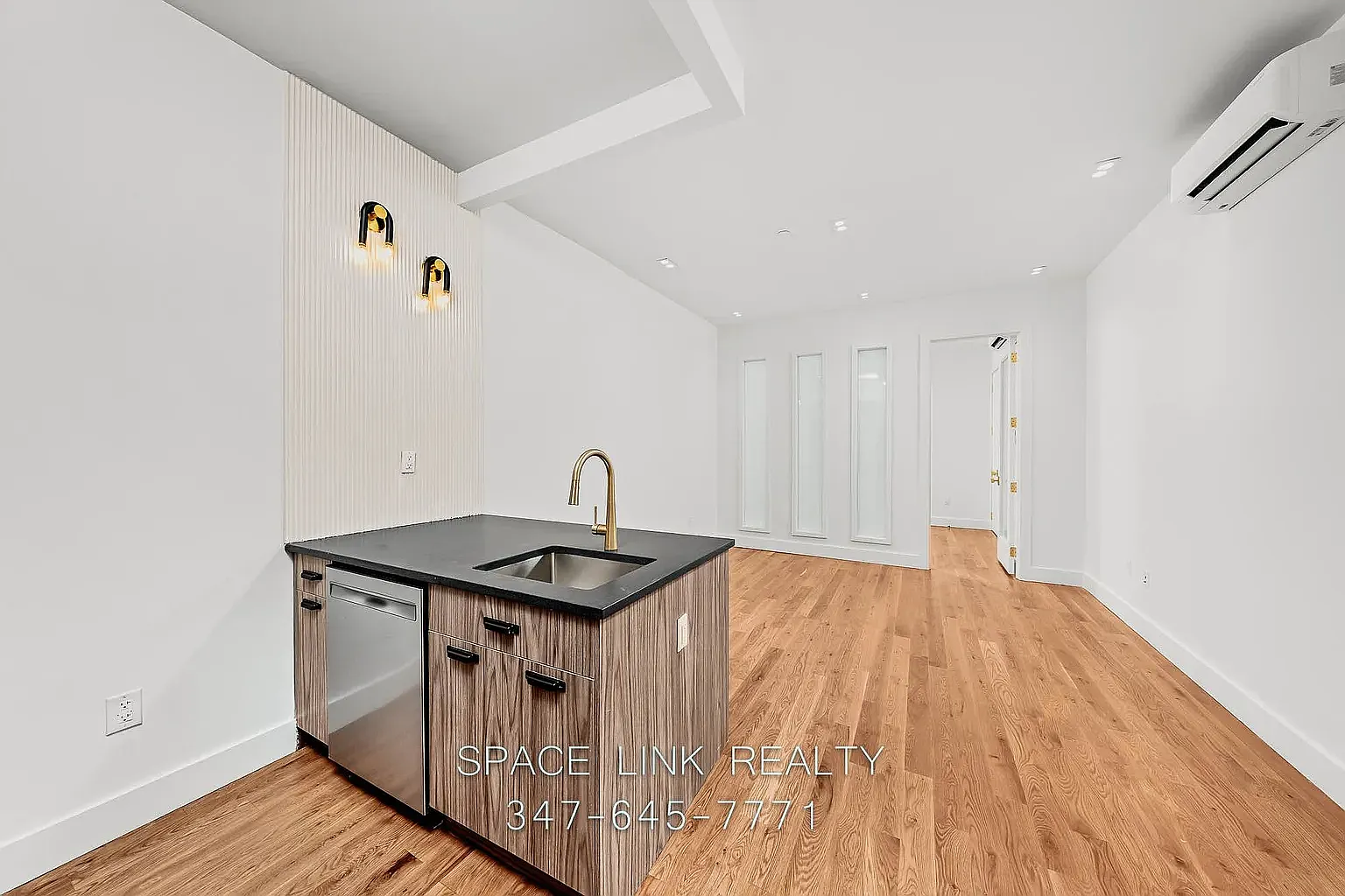 249 Montrose Avenue — Photo 2
