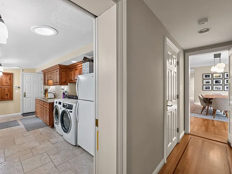 145 Las Vegas Rd — Photo 36