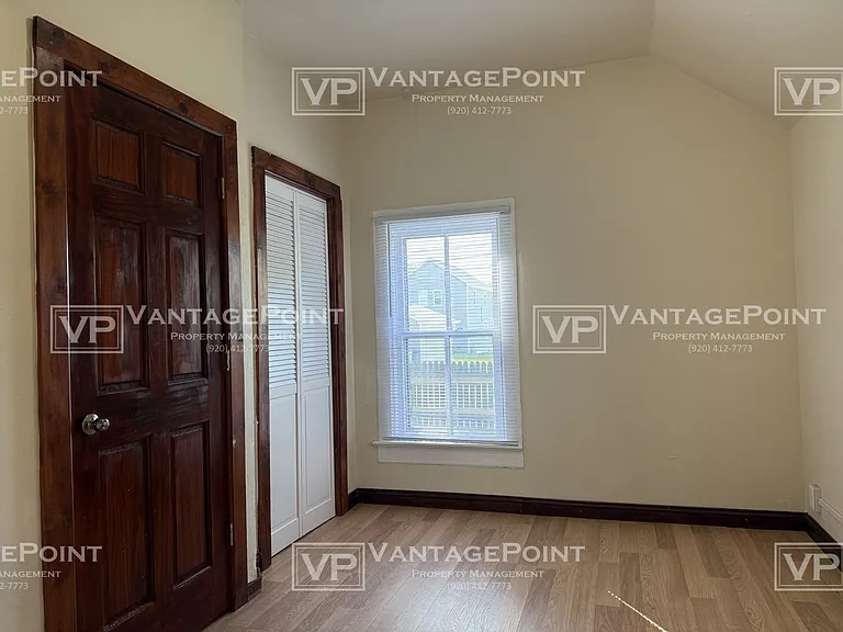 220 S Maple Ave — Photo 13