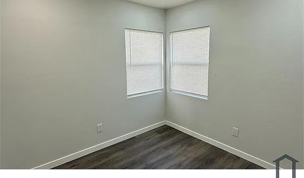 3916 S Normandie Ave — Photo 8