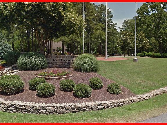 2nd image of 116 Horse Shoe Dr