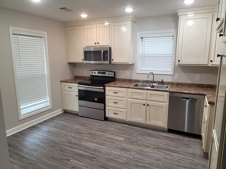 4836 Wildwood Ln — Photo 18