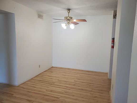 5th image of 7313 Gulf Fwy APT 803