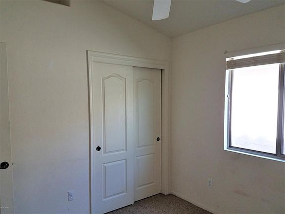 4th image of 7922 S Clarkson Ct