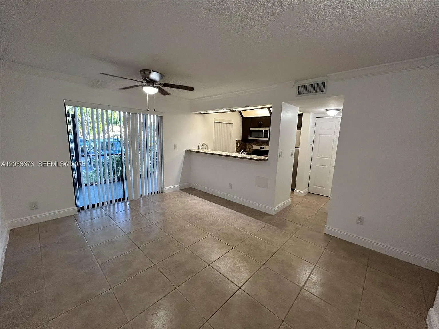 Miramar Club Condominium — Photo 2