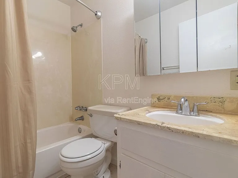 1227 Pinetree Dr #1 — Photo 11